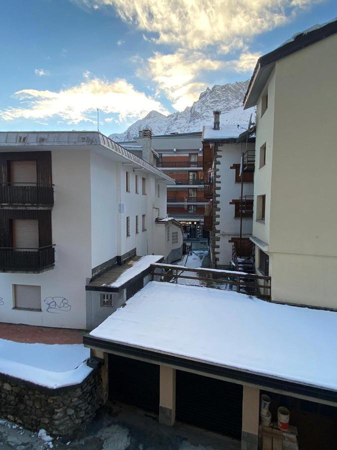 L'Altra Casa Del Cervino Apartment Breuil-Cervinia Bagian luar foto